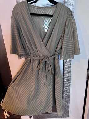 SHEIN Sage Green Chevron Wrap Midi Dress